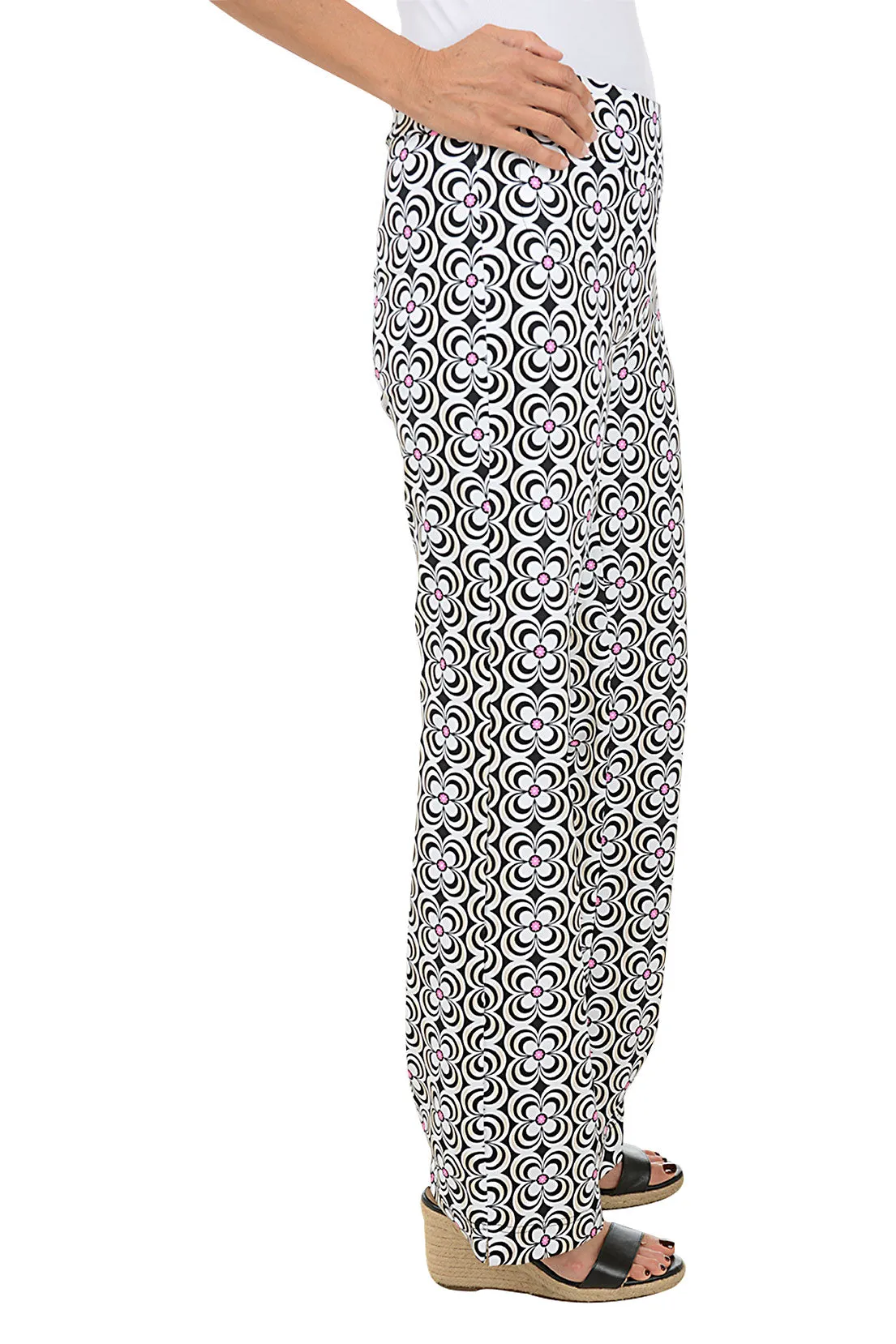 Black Optical Daisy UPF50  Pull-On Pant
