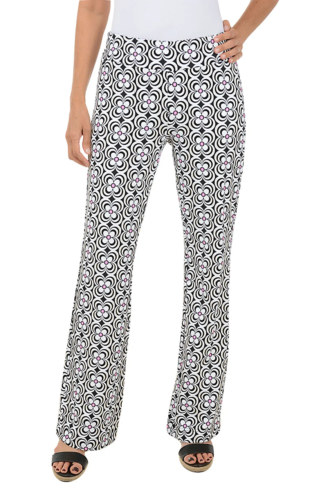 Black Optical Daisy UPF50  Pull-On Pant