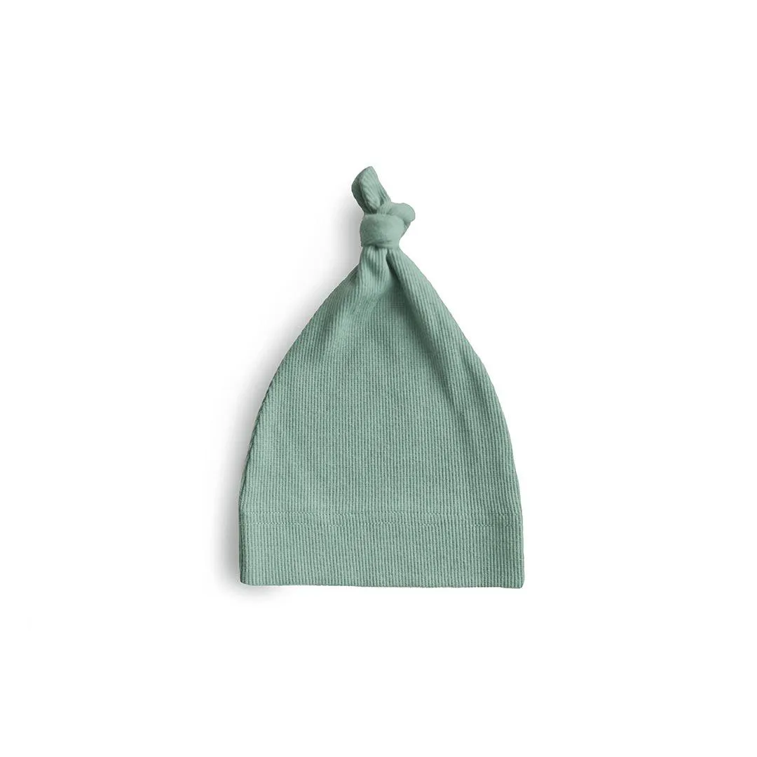 Mushie Ribbed Baby Beanie - Roman Green