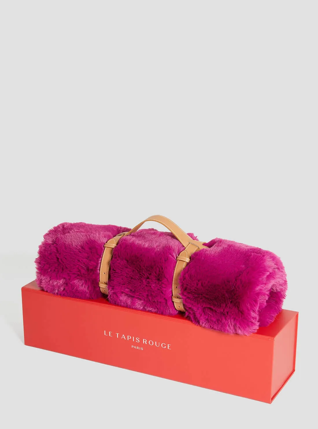 Pink Faux-Fur Luxury Pet Rug Guess